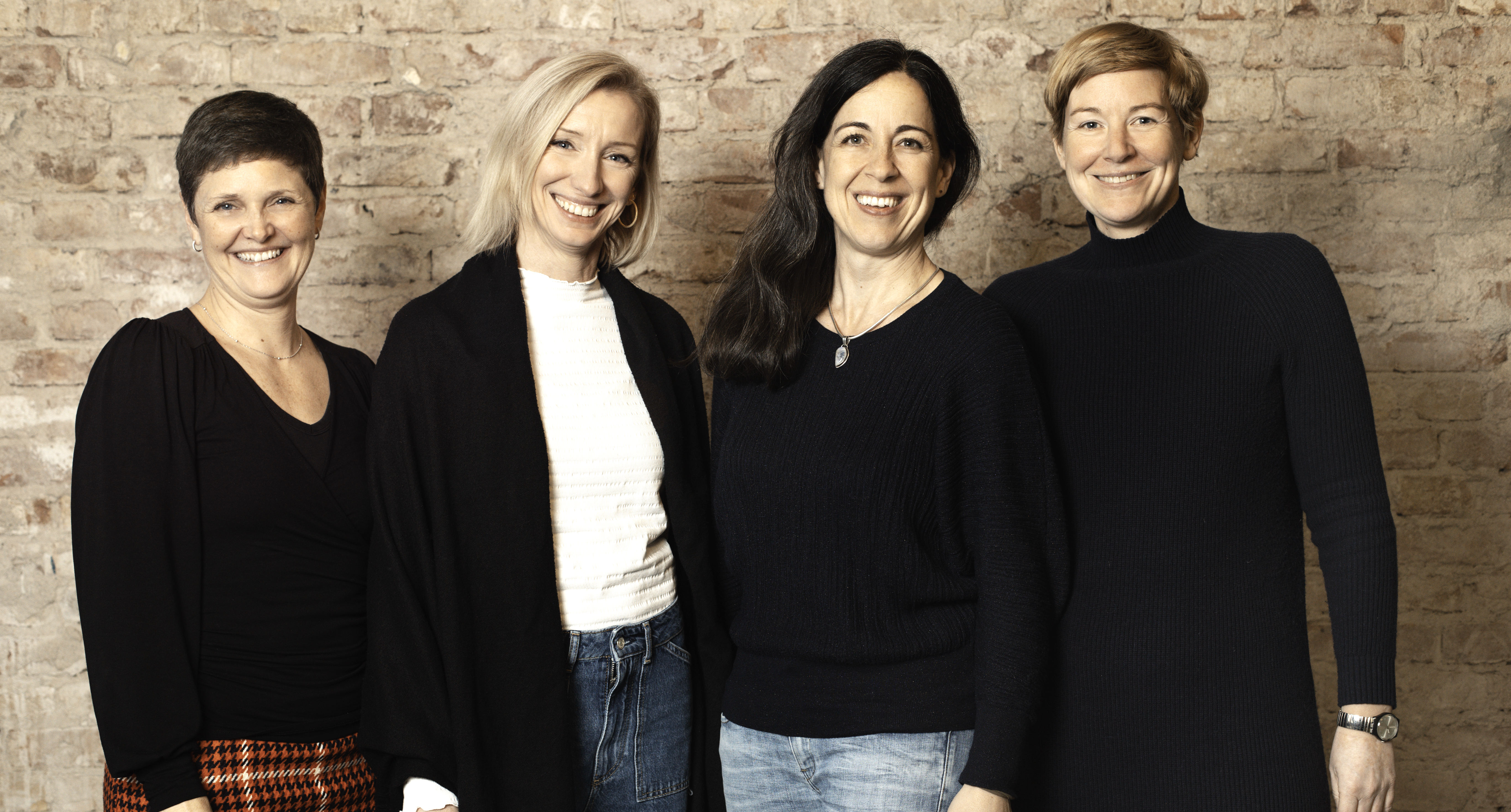 Das Team von d-interp: Sabine Kreuzpaintner, Martina Theimer, Sara Campos Arnoldi und Vivi Bentin